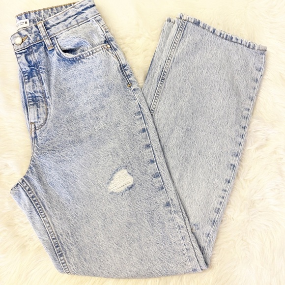 Zara High Waisted Mom Jeans Acid Wash Straight Leg Denim Size 6 - Picture 2 of 9